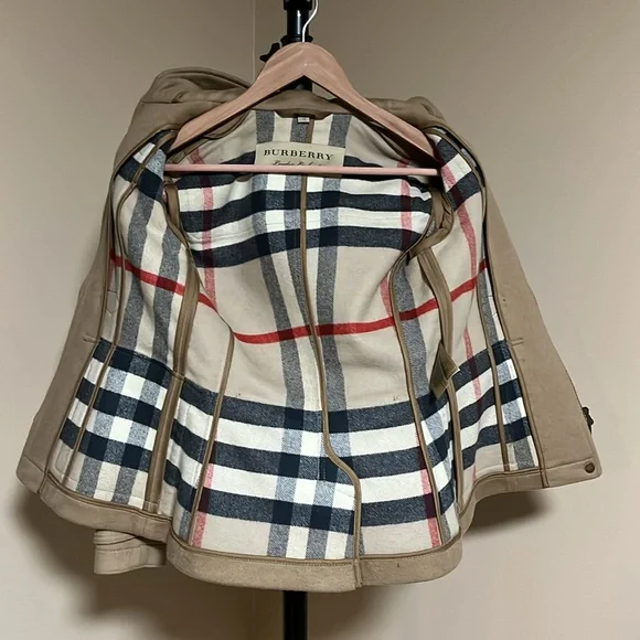 Burberry Wool Duffle Coat - Picture 3 of 9